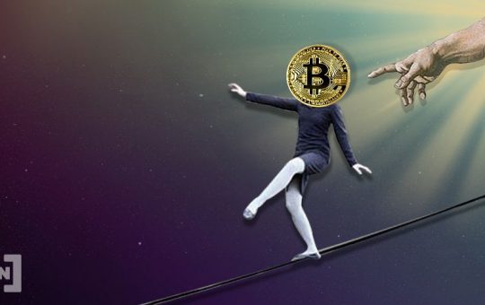 Bitcoin Dominance Plummets while Altcoins Outperform