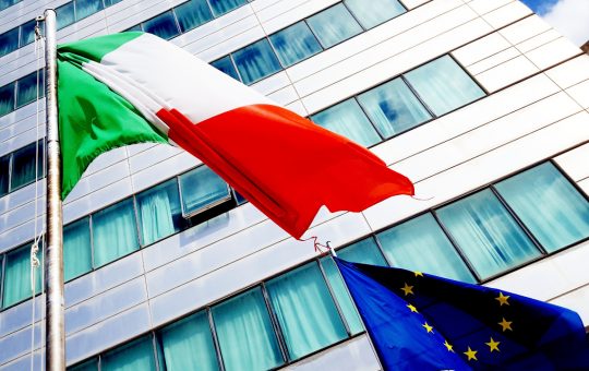 Italy's Financial Watchdog Raises Concerns Over Unregulated Cryptocurrency Market