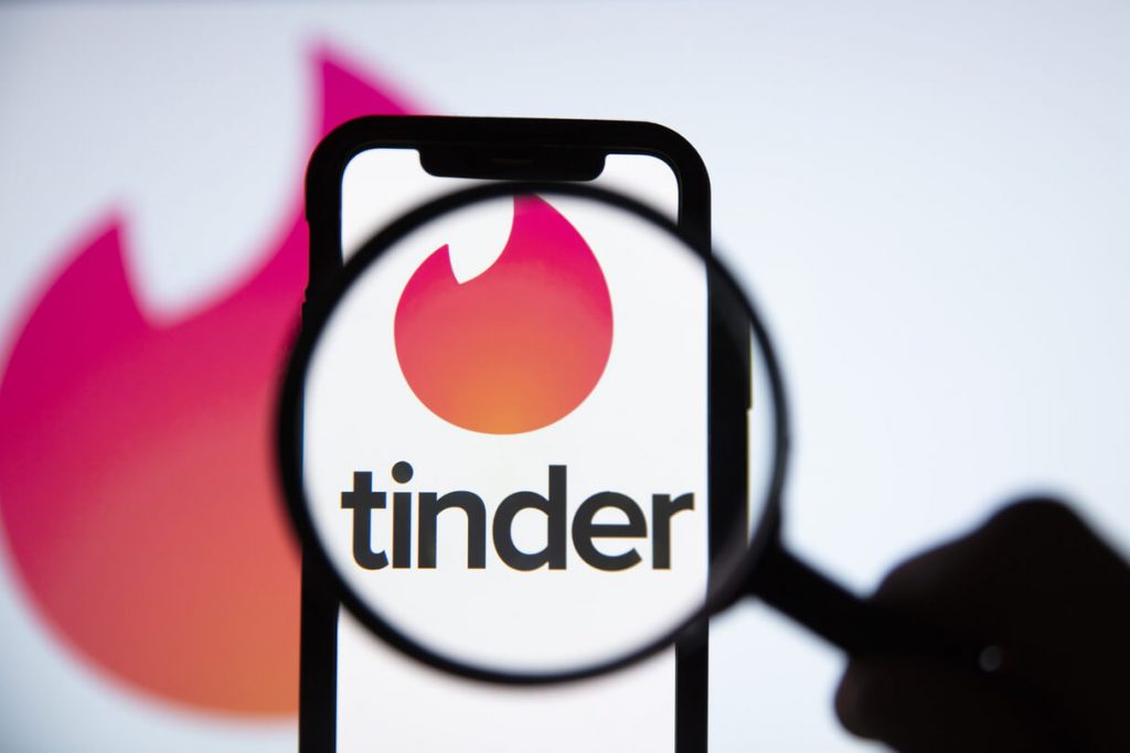 Crypto Scammers Now Stalking Dating Apps Like Tinder for Prey