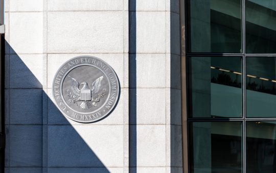 SEC Charges 3 Individuals for Alleged Long Blockchain Insider Trading Scheme