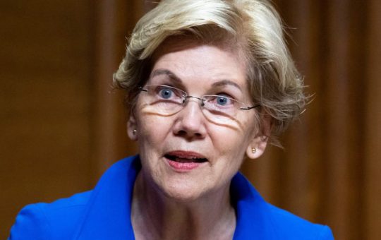 US Senator Warren Sees Benefits of Cryptocurrency but Warns 'a Run on Crypto' May Need Federal Bailout