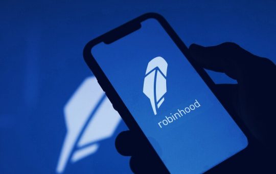 Robinhood Exec Calls Coinbase Crypto Regulator Proposal 'Just Plain Silly'