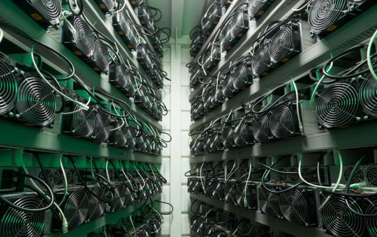 Russia, Ukraine Shut Down Several Cryptocurrency Farms