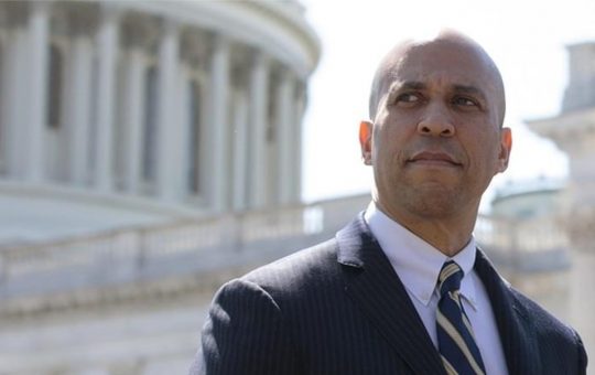 US Senator Booker: Cryptocurrency Can Bring Growth to American Economy if Properly Regulated