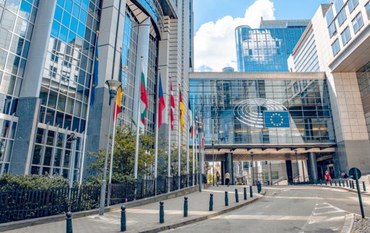 EU Lawmakers Back Regulation Threatening Unhosted Crypto Wallets, Defi Space