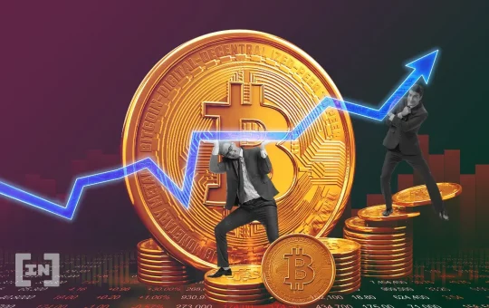 Bitcoin (BTC) Creates Potential Bullish Pattern Close to $23,000 Support Level