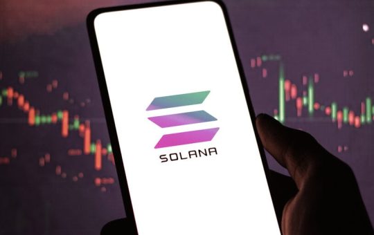 Solana Plummets More Than 41% Over The Week Amid FTX Collapse