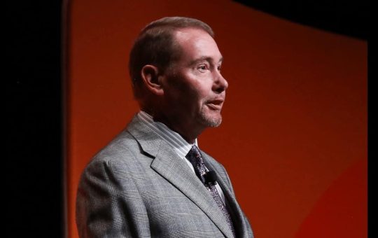 'Bond King' Jeffrey Gundlach Says Incoming Rate Hike Will Be The Last