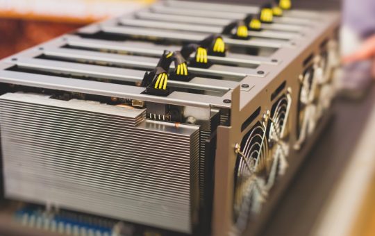 March Bitcoin Mining Stats Show Climbing Revenue and Hashrate Highs
