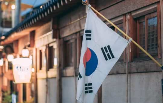 South Korean Bitcoin Lender Delio to Sue Regulators (Report)