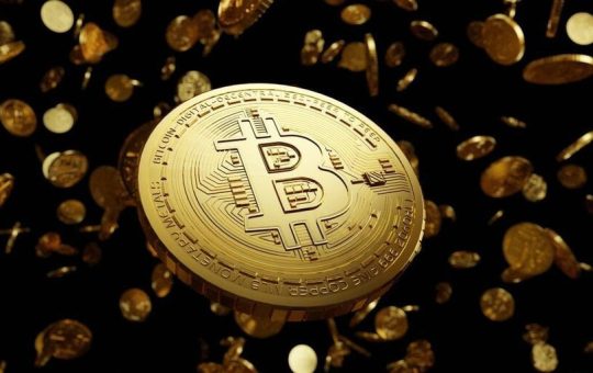 Bitcoin, Ethereum Hover Near Yearly Highs as ETF Hopes Stay Alive