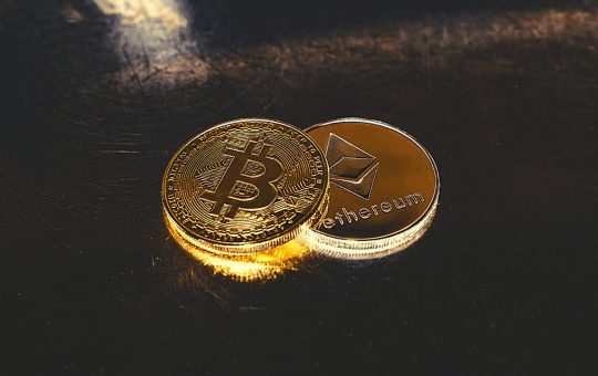 VanEck Predicts No BTC-ETH Flippening, Doubles Down on Post-Halving Scene