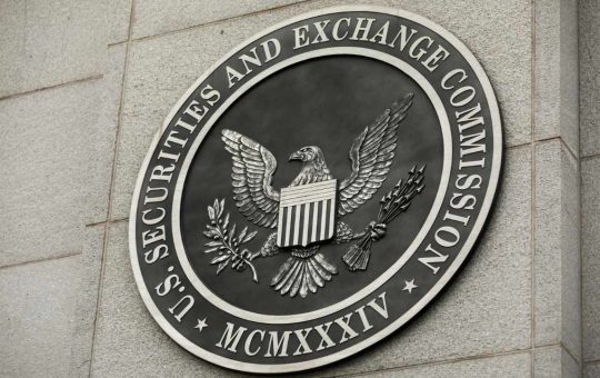 Coinbase Legal Chief Urges SEC Chair to Stop Misleading the Market About Crypto Tokens Being Securities