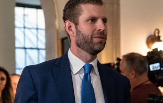 Eric Trump: Anti-Crypto Banks Will Be 'Extinct in 10 Years'