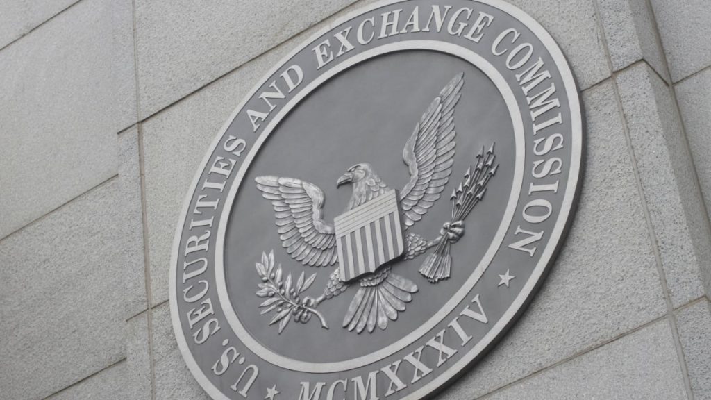 SEC Commissioner Rejects DeFi Overreach, Defends Core US Principles