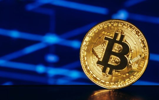 Bitcoin ETFs See $602 Million Surge as Inflow Momentum Builds