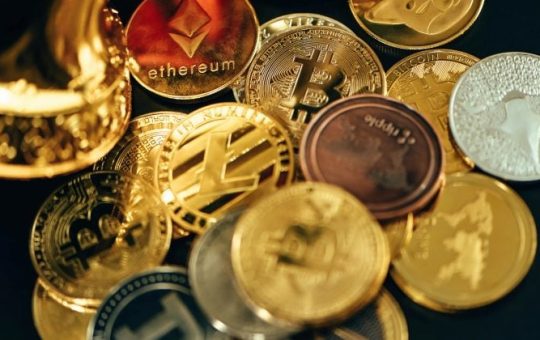 Spot XRP, Solana, and Litecoin ETFs may launch in next two weeks, expert speculates