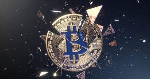 Bitcoin price drops below $91,000, leading to $135M long liquidations