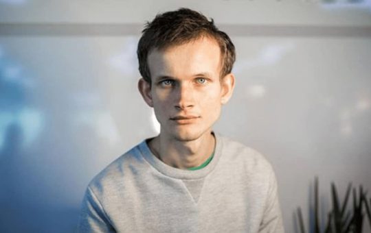 Vitalik Buterin Slams ‘Fake’ DeFi, Backs ETH-Based Algo Stablecoins